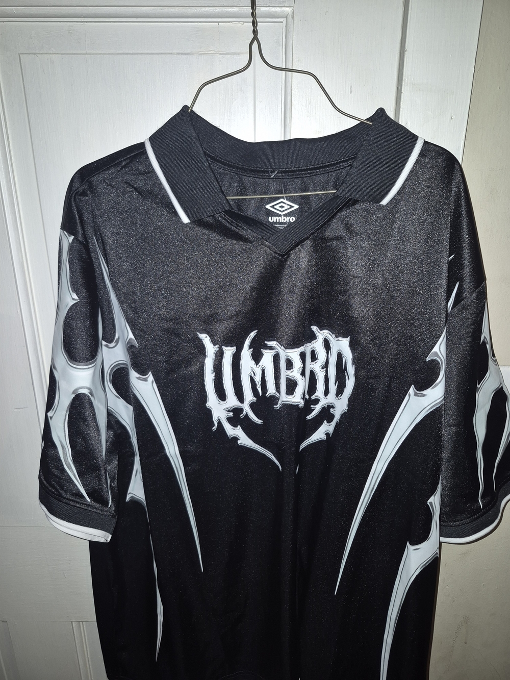 Umbro Men’s Black Short-Sleeve Shirt with White Graphic